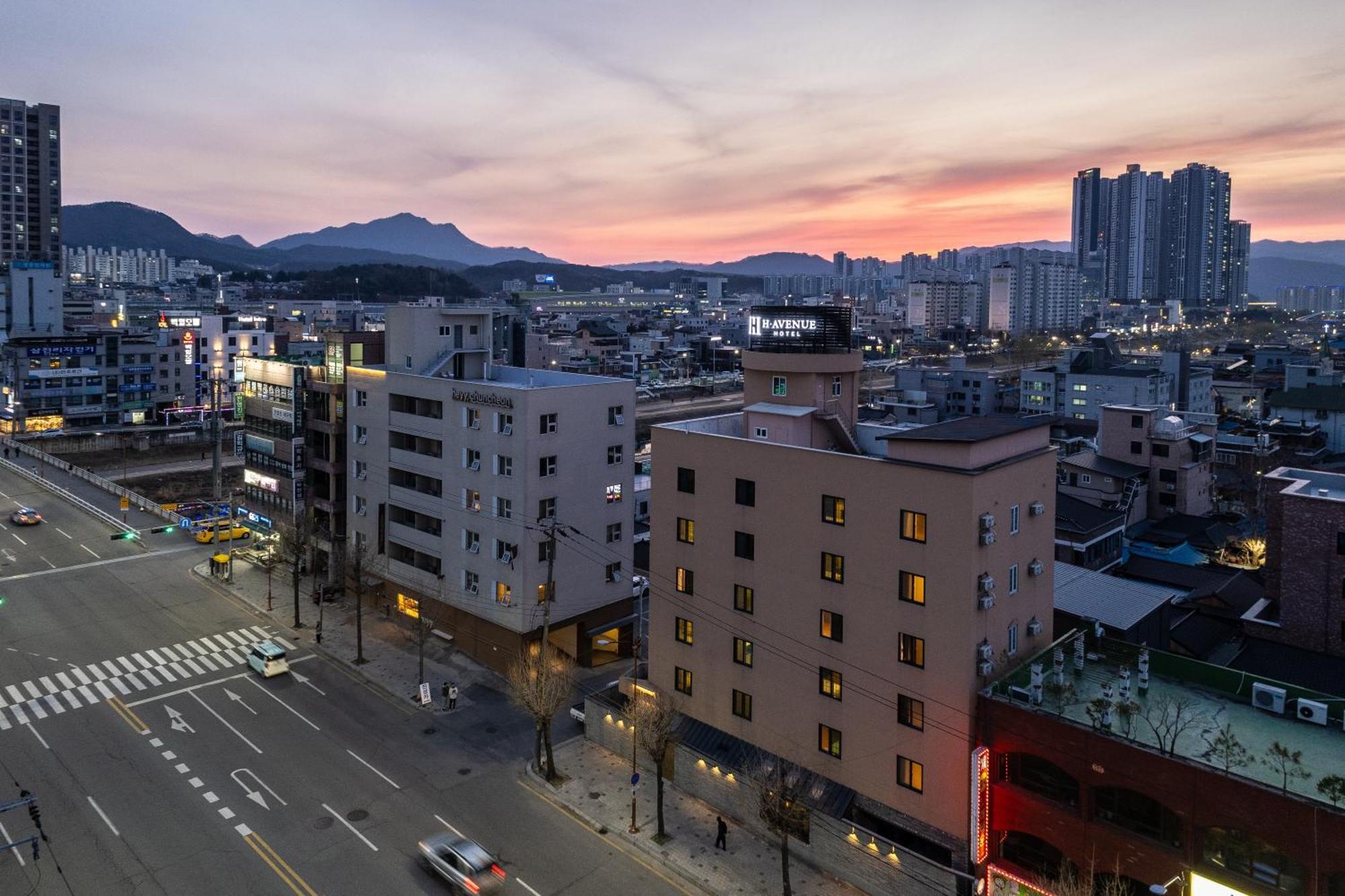 H Avenue Chuncheon Hotel Luaran gambar