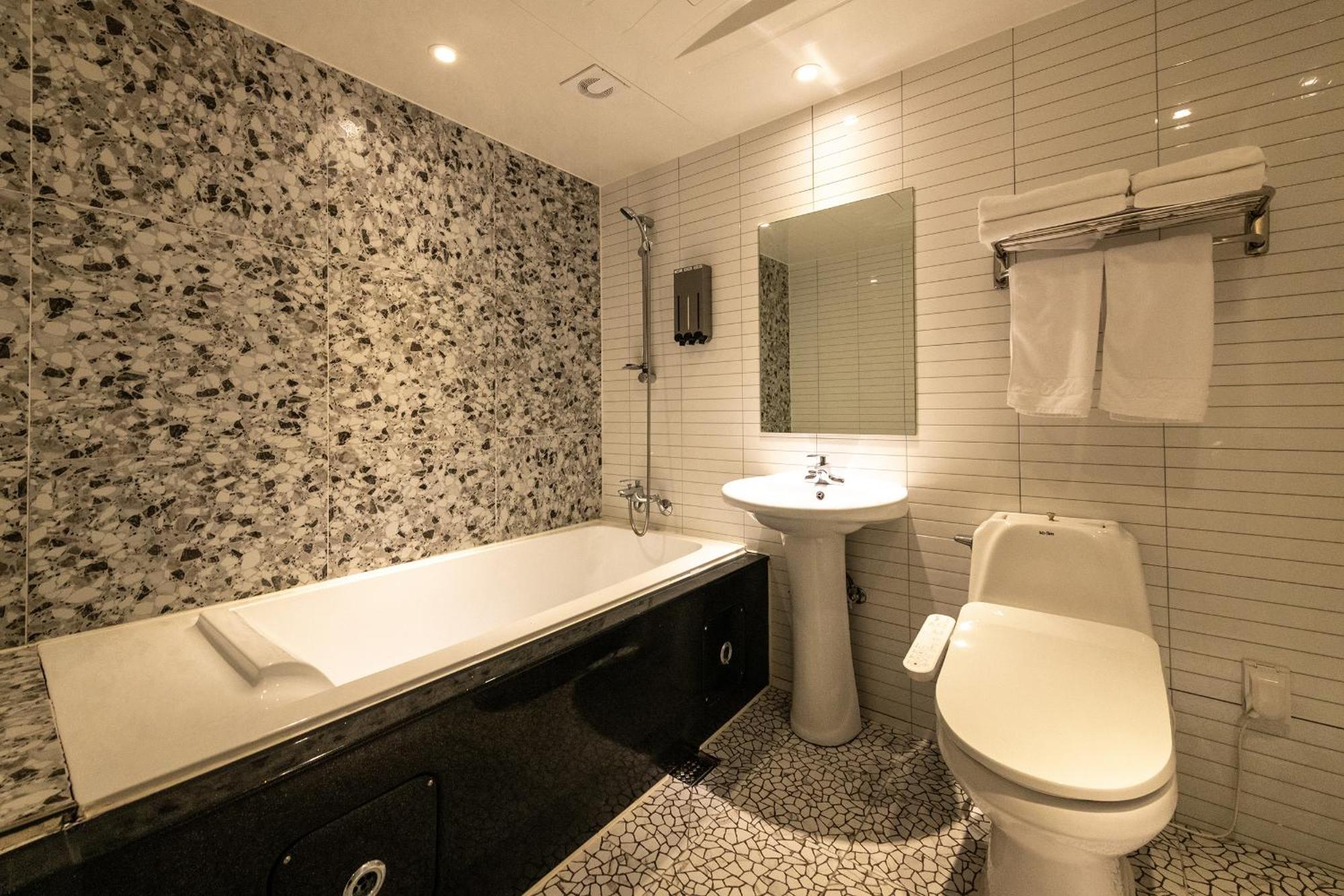H Avenue Chuncheon Hotel Luaran gambar