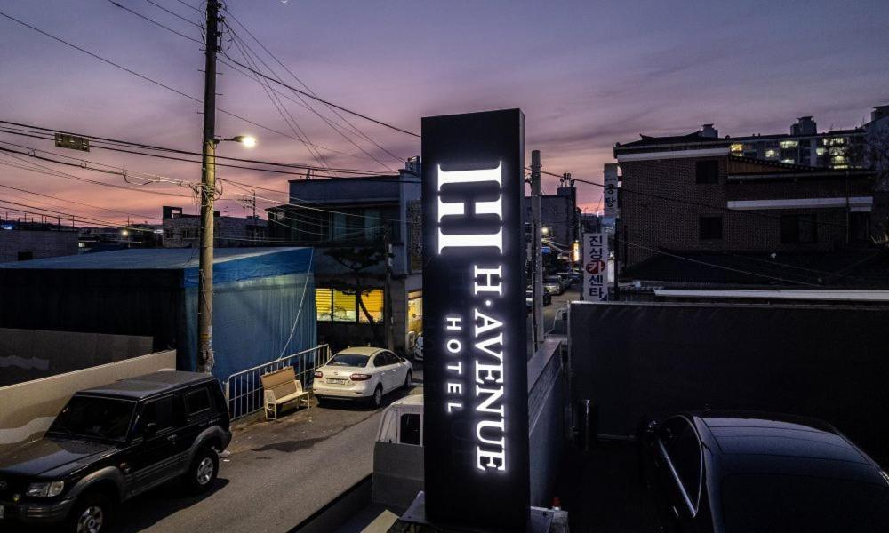 H Avenue Chuncheon Hotel Luaran gambar